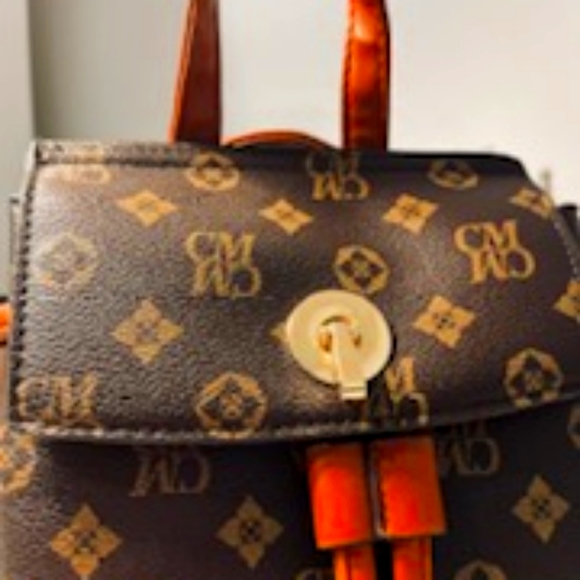 Tiny bag - Picture 2 of 2